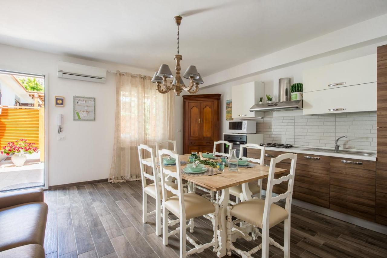 מונדלו Villa Cinzia-150 Mt From The Beach מראה חיצוני תמונה
