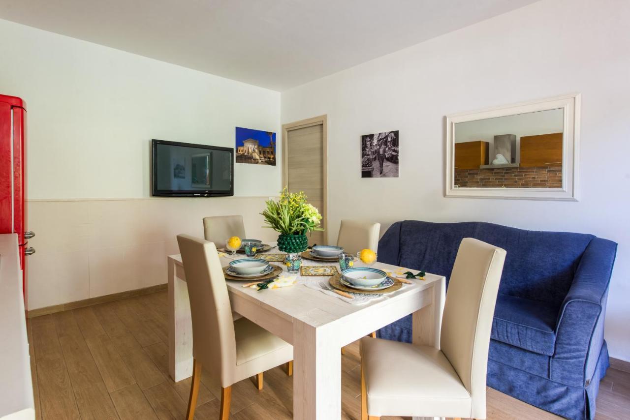 מונדלו Villa Cinzia-150 Mt From The Beach מראה חיצוני תמונה